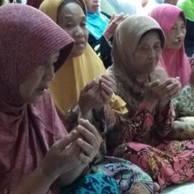Berbagi Kepada Dhuafa & Lansia