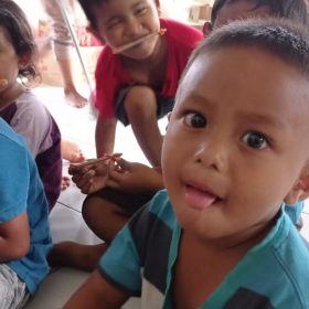 Inilah Keajaiban Menyantuni Anak Yatim