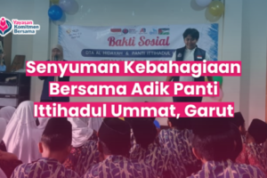Senyuman Kebahagiaan Bersama Adik Panti Ittihadul Ummat, Garut