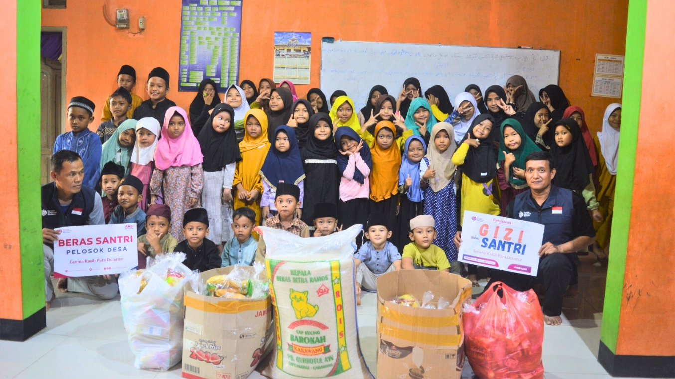 Beras dan gizi santri yayasan komitmen bersama