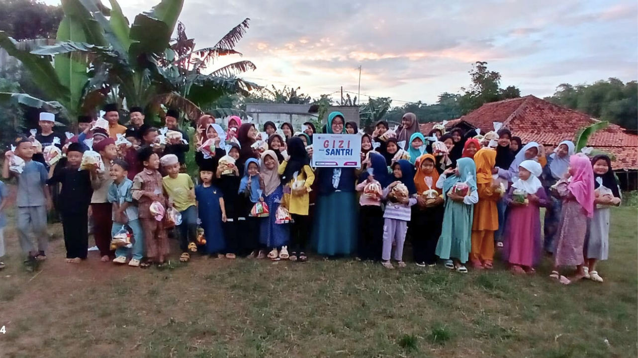 Beras dan gizi santri yayasan komitmen bersama