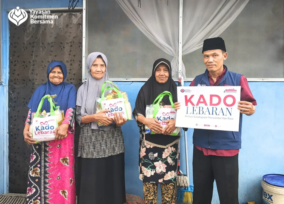 Kado Lebaran Dhuafa Lansia