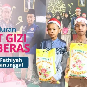 Berbagi Berkah Akhir Bulan: Program Beras dan Gizi Santri di Ponpes Al Fathiyah, Klapanunggal Bogor