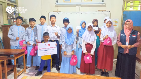 Komitmen Bersama Salurkan Santunan Pendidikan tuk MI Darul Arqom dan Al Ishlah Klapanunggal